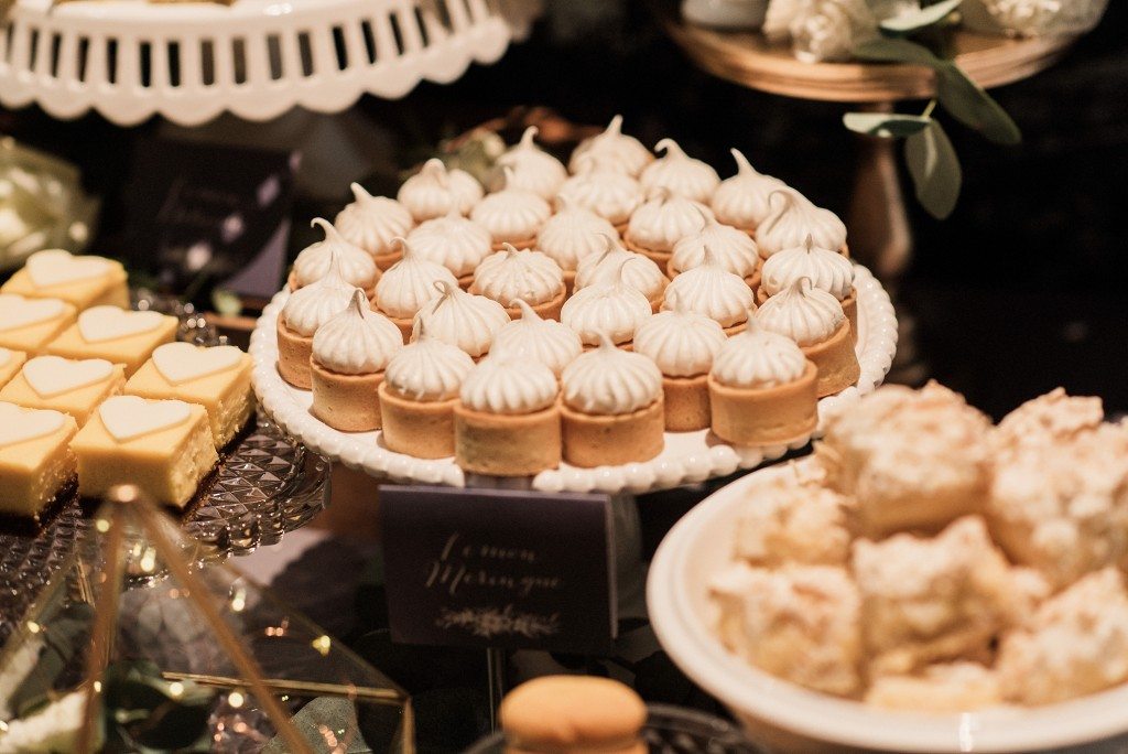 rustic dessert table