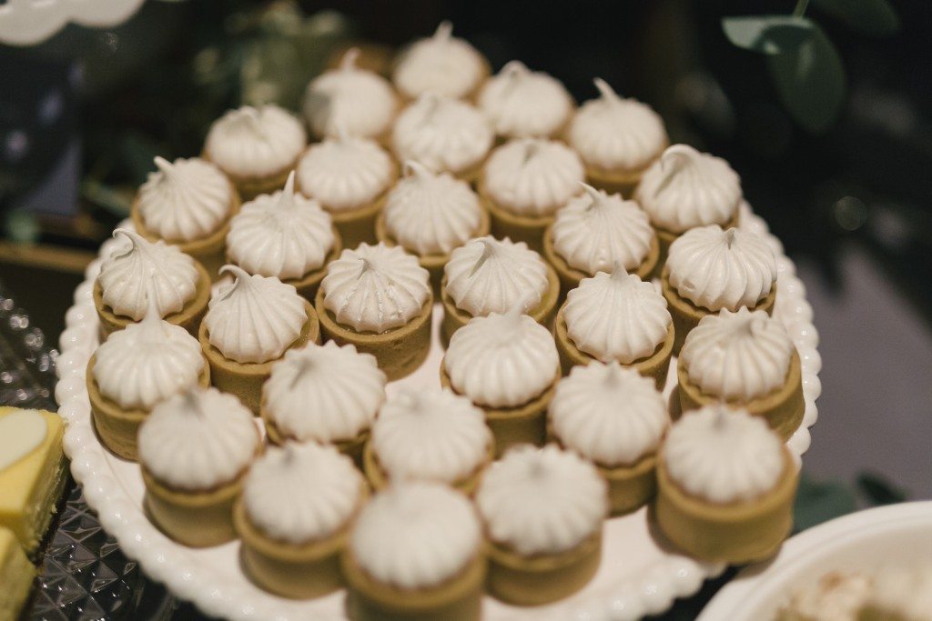 rustic dessert table