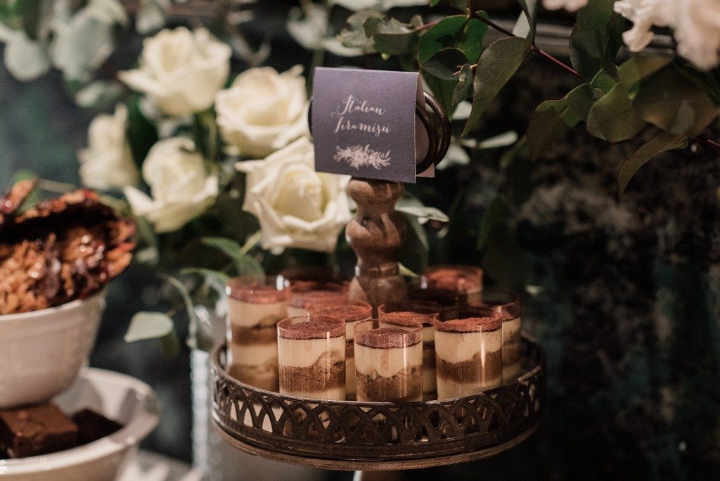 rustic dessert table